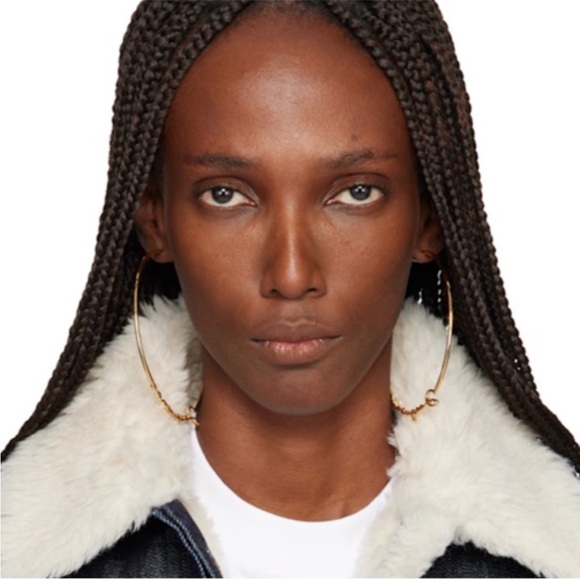 NEW Jacquemus Gold Cursive Script Logo Open Large Hoop Earrings $350 MSRP - Picture 8 of 12